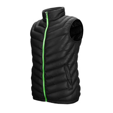 Men Autumn Wear Sleeveless Faked Down Jacket with Nylon Fabric